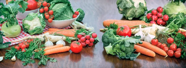 Vegetais Orgânicos Frescos Mesa Alimentos Saudáveis Para Sua Saúde — Fotografia de Stock