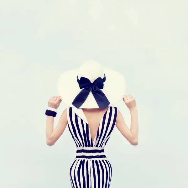 tatil güzel bir kızın moda portre