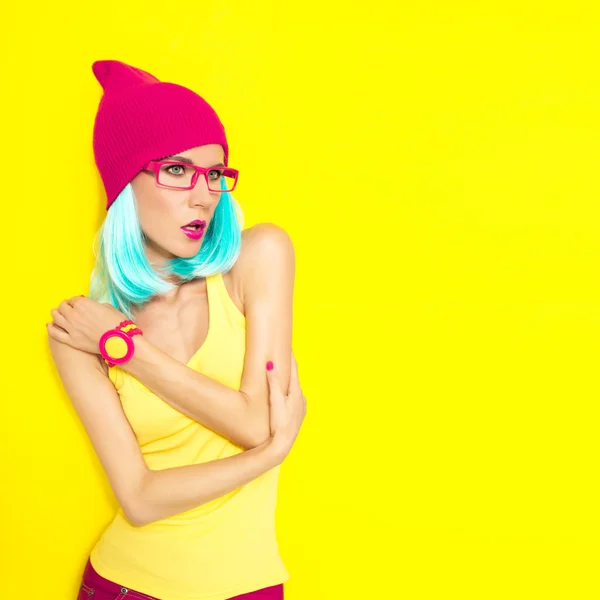 Portrait of a bright stylish girl — Stock Photo, Image