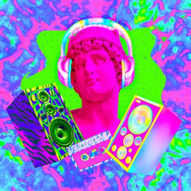 Çağdaş sanat konsept kolajı. Antik erkek heykeli ve DJ Disko eşyaları. 90 'ların parti tarzında. Zine ve buhar dalgası keskinliği