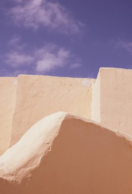 Minimalist mimari stil alanı. Renkli kombinasyon. Bej ve mavi. Geometri ve detaylar estetik