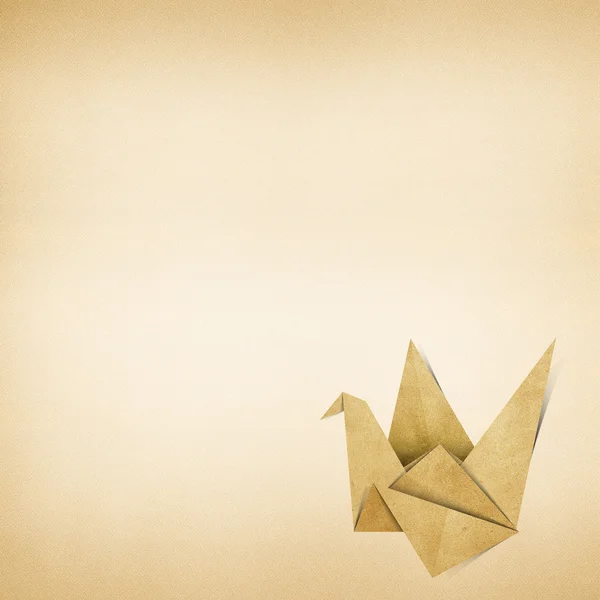 Origami uccello fatto di carta riciclata — Foto Stock