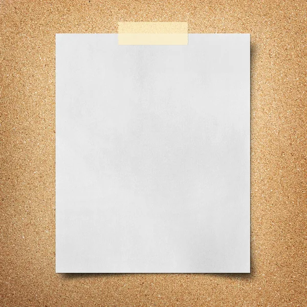 Note paper on cork board background — Stock Photo, Image