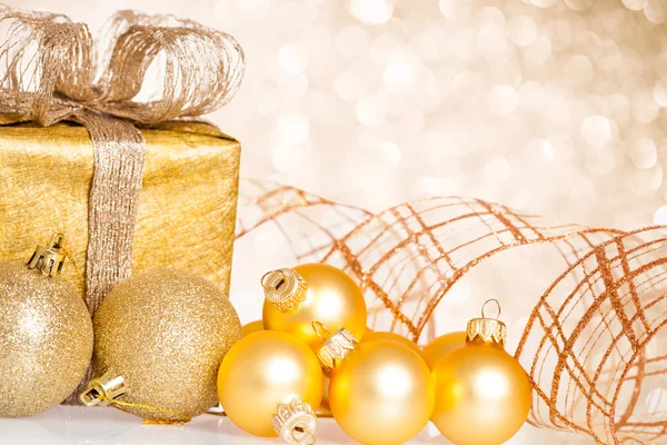 Goldener Christbaumschmuck — Stockfoto