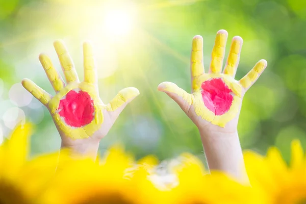 Sonne in den Händen — Stockfoto