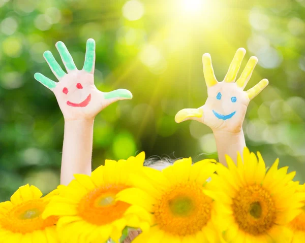 Mãos felizes — Fotografia de Stock