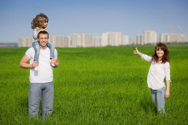 Lycklig familj — Stockfoto