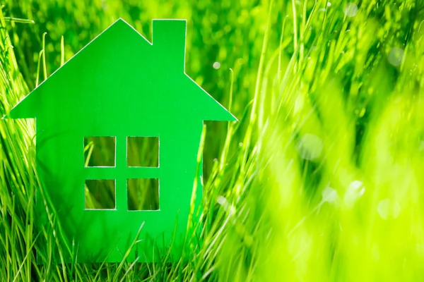 Green paper house — Stock Photo, Image