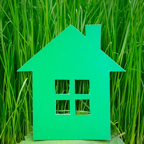 Green paper house — Stock Photo, Image