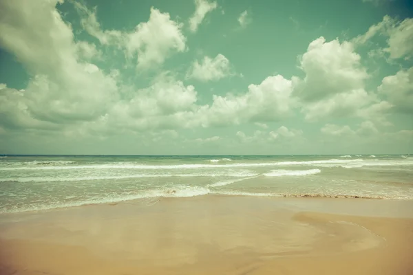 Idyllic tropical beach — Stok fotoğraf