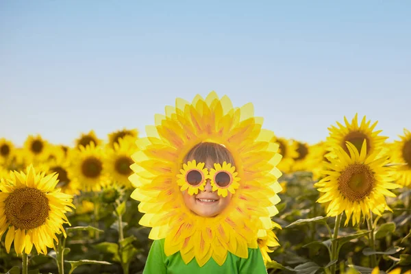 Happy Child Having Fun Spring Field Sunflowers Outdoor Portrait Funny — Stock Photo, Image