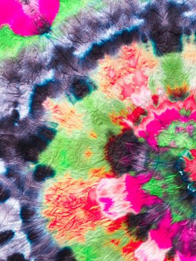 Yeşil ve Kırmızı Hippi Batic. Canlı Haight San Francisco Swatch. Psikedelik girdap tekstili. Boya sarmalı arka plan. Özgürlük Girdabı 'nı bağladı. Boho Boyalı Kıyafetler. Reggae Suluboya Efekti.