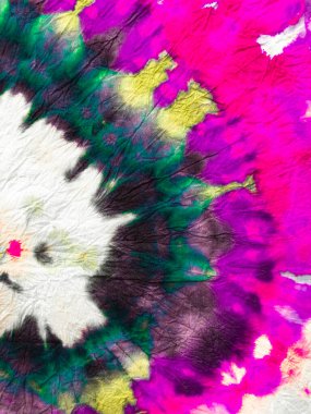 Özgürlük Girdabı 'nı bağladı. Boho Boyalı Kıyafetler. Reggae Suluboya Efekti. Yeşil ve Kırmızı Psikedelik Girdap Tekstili. Hippi Batic. Canlı Haight San Francisco Swatch. Boyalı Sarmal Arkaplan Bağla.