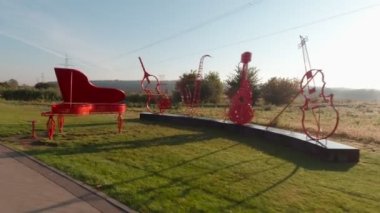 Parktaki Müzik Aletleri