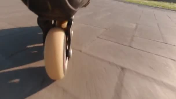 Penutup roller skating cepat — Stok Video