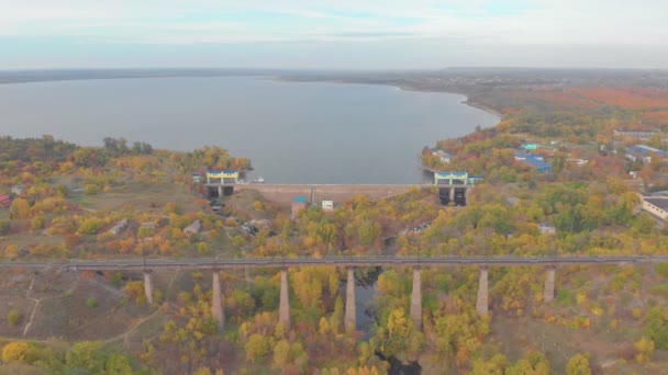 Meer Dam spoorbrug — Stockvideo