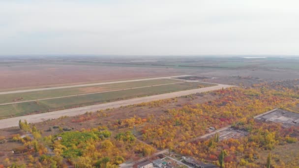 Terk Edilmiş Havalimanı Panoraması — Stok video