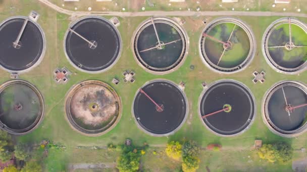 Estación de depuración de aguas residuales — Vídeo de stock