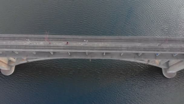 铁路桥及车辆交通 — 图库视频影像