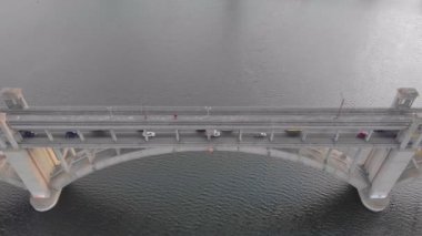 İki Seviye Köprüsü