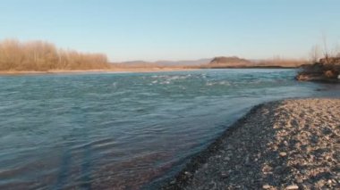 Nehir Akışı Dalgaları