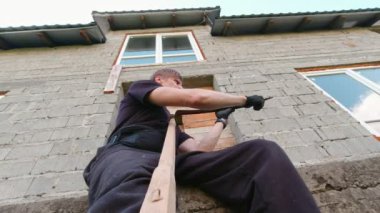 İnsan Yavaş Hareketi Keskinleştirir