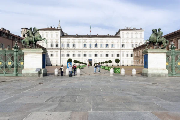 Krajobraz Pałac Królewski w piazza castello Turyn Piemont Włochy — Zdjęcie stockowe