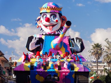 Viareggio, İtalya - 23 Şubat: viareggio, alegorik float