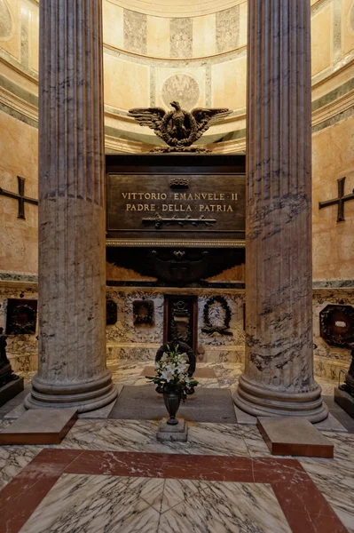 Túmulo do último rei da Itália, Vittorio Emanuele II na Calça — Fotografia de Stock