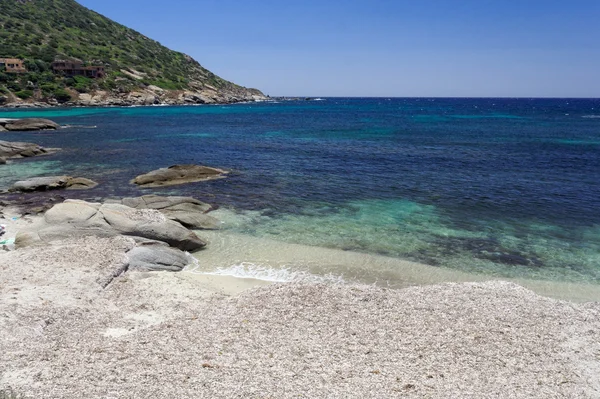 Praia perto de Villa Simius Sardenha Itália — Fotografia de Stock