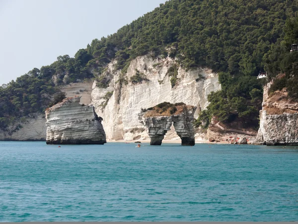 Paisagem da costa de Gargano Apúlia Italia — Fotografia de Stock