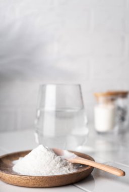 Seçici odaklanma. Toz şeklinde kolajen.