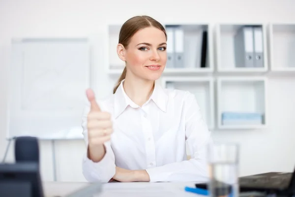 Hermosa joven mujer de negocios — Foto de Stock