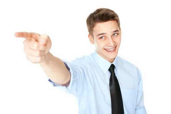 Молодой бизнесмен указывает пальцем в лицо — стоковое фото