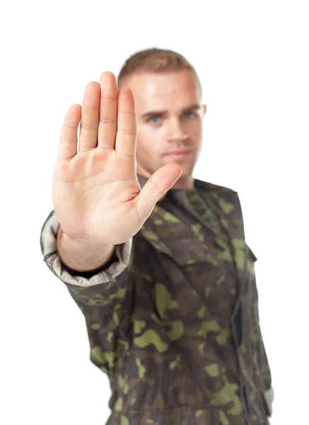 Soldado del ejército haciendo señal de stop — Foto de Stock