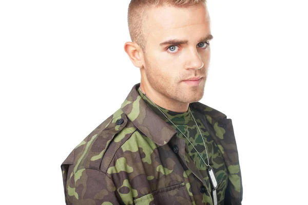 Portret van jonge leger soldaat — Stockfoto