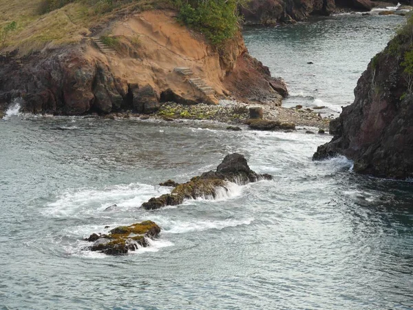 Entrada Agua Con Rocas Islotes Una Isla Tropical — Foto de Stock