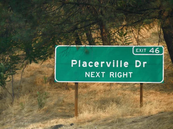 Señal Tráfico Para Salida Placerville Highway California — Foto de Stock