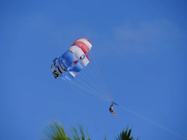 Fort Lauderdale Miami Décembre 2018 Plan Moyen Parasail Flottant Dans — Photo