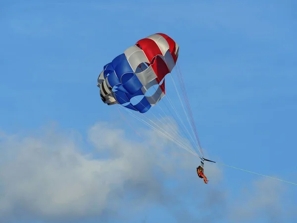 Fort Lauderdale Miami December 2018 Parasail Floating Air Side View — Stock Photo, Image