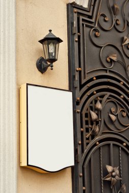 Binada dikdörtgen şeklinde işaret var. Boşluk ve boşluğu metin için kopyala. Tasarım için maket. Reklam için boş şablon.