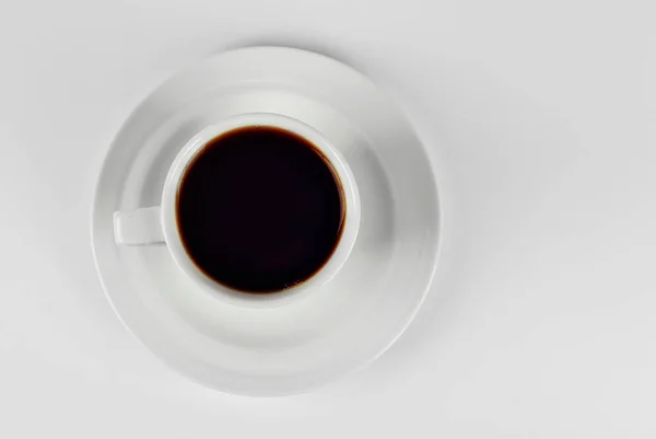 Kaffeetasse Aus Keramik Großaufnahme Kaffee Isoliert Auf Weißem Hintergrund Kopierplatz — Stockfoto