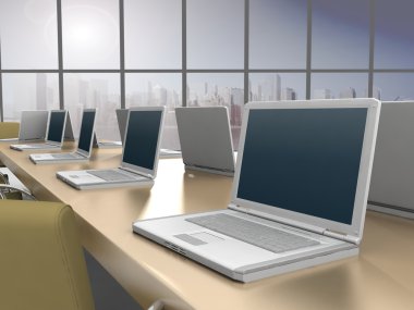Ofis Masası üstünde laptop