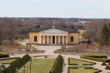 İsveç, Uppsala - 19 Nisan 2019: Uppsala Botanik Bahçesi Üniversitesi Binası 19 Nisan 2019 Uppsala, İsveç.