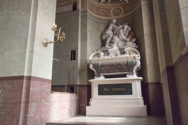 İsveç, Uppsala - 19 Nisan 2019: Uppsala Katedrali 'nin iç manzarası 19 Nisan 2019 tarihinde İsveç' in Uppsala kentinde.