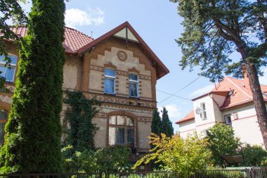 Kaliningrad, Rusya - 31 Temmuz 2019: 31 Temmuz 2019 tarihinde Rusya 'nın Kalininingrad kentinde Villa Libek, Amalienau ilçesinin dış görünümü.