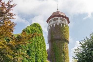 Svetlogorsk, Rusya - 08 Ağustos 2019: Rusya 'nın Svetlogorsk kentindeki Su Kulesi manzarası.