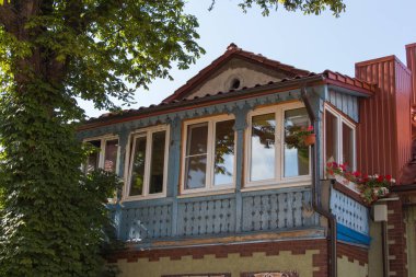 Zelenogradsk, Rusya - 08 Ağustos 2019: Rusya 'nın Zelenogradsk kentindeki Kurortny Prospekt yaya yolu manzarası.
