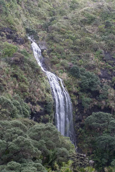 Pohled Karekare Vodopád Waitakere Ranges Regional Park Nový Zéland — Stock fotografie