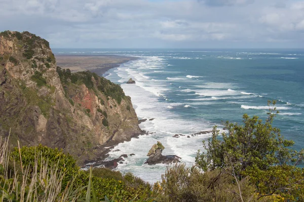 Повітряний Вид Скелястий Виступ Затоці Мерсер Західному Узбережжі Нової Зеландії — стокове фото